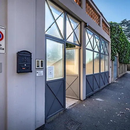 Yid Oltrarno Segreto Apartamento