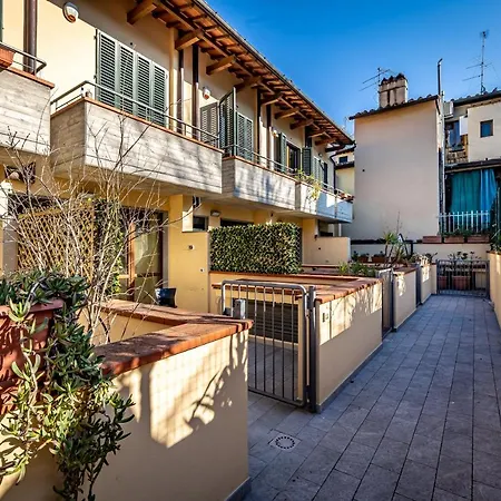 Yid Oltrarno Segreto Florencia